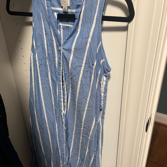 Moving CLEANOUT!! - Picture 7 of 16